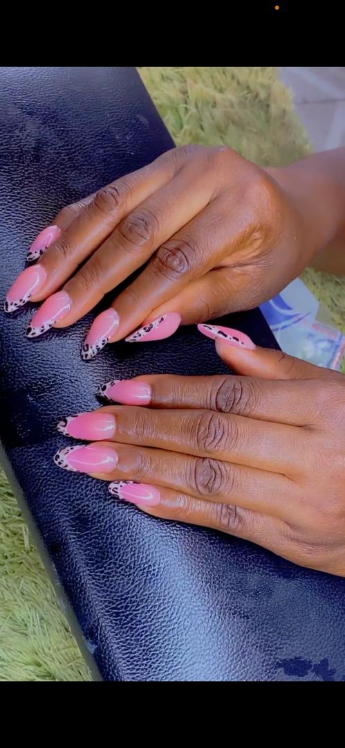 Luxury Beauty Salon Model